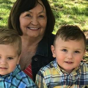 Meet your Posher, Donna